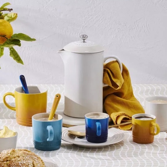 NEW IN BOX Le Creuset 4 PC SET The Riviera Collection ESPRESSO MUGS Cups - Picture 4 of 10